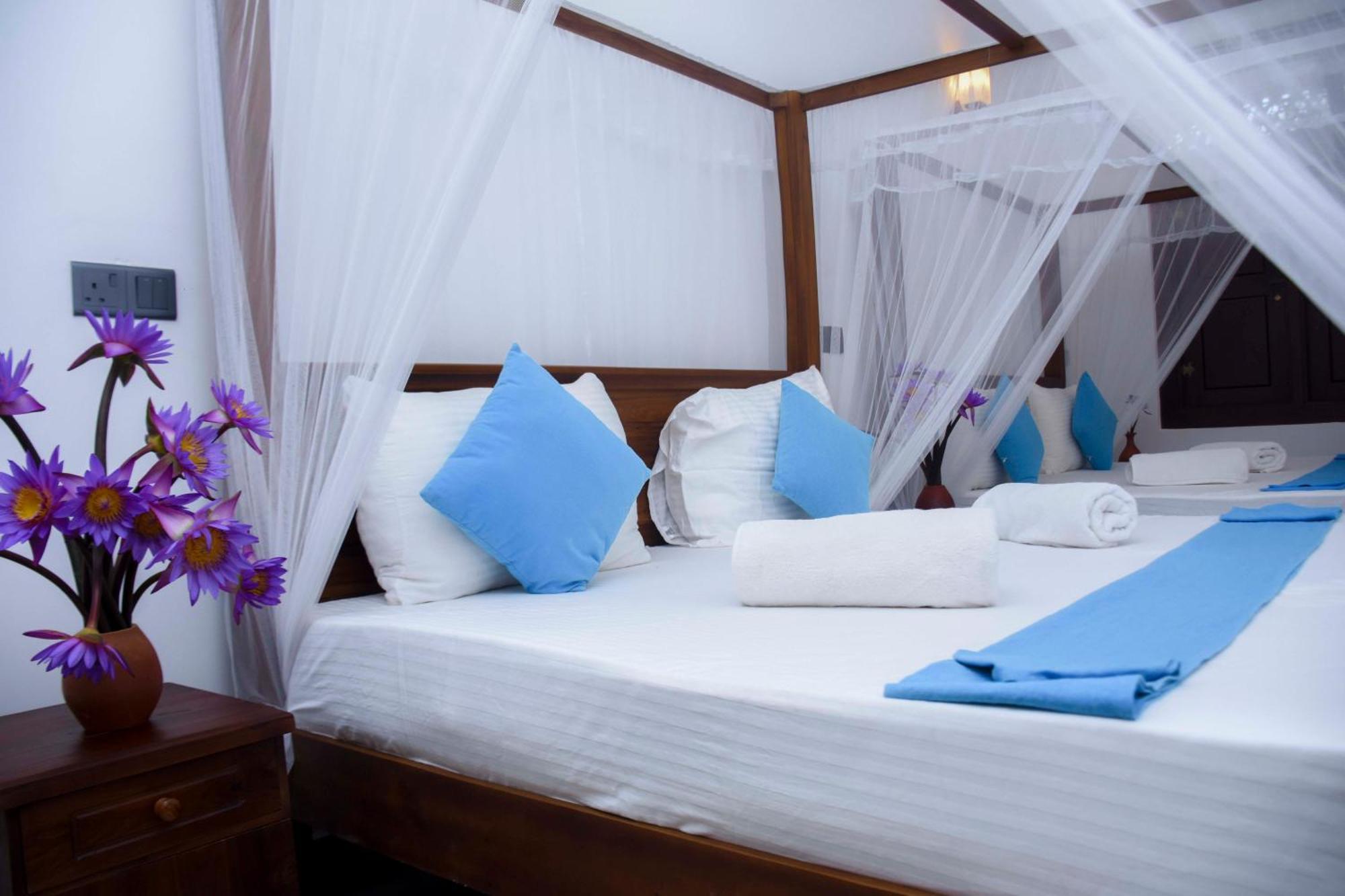 The Ceylon Lazy Lagoon Мирисса Экстерьер фото